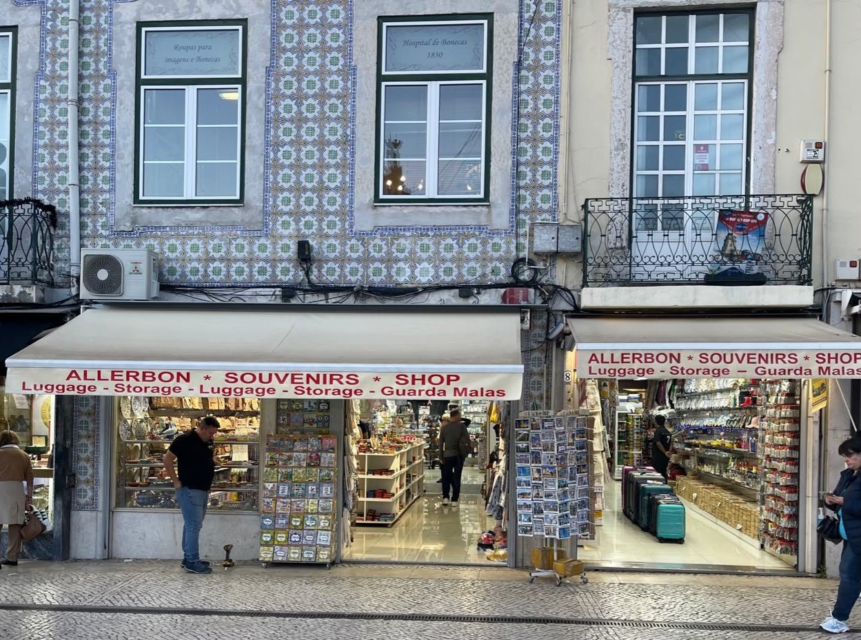 Storage Near Praça da Figueira